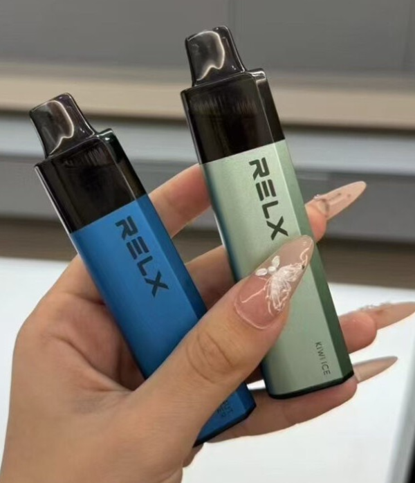 🔥RELX 悅刻拋棄式GA8000口 有油就有電 透明油艙 高顔值（免充電）
